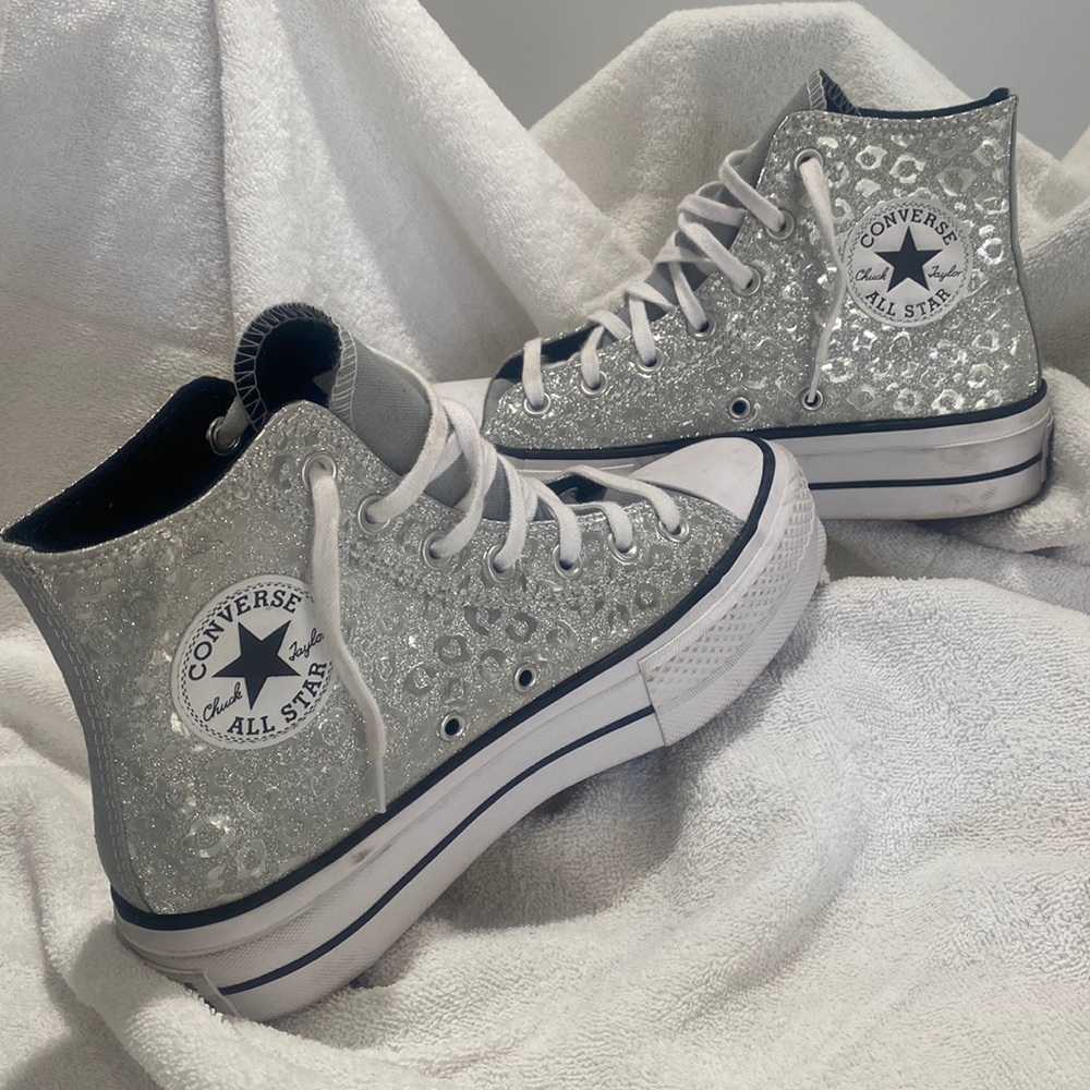 Converse, size 7